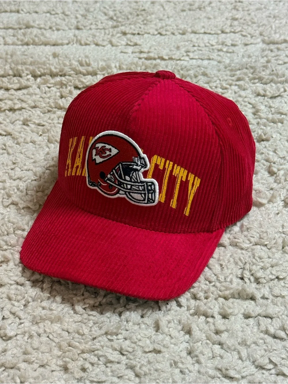 Mitchell & Ness Kansas City Chiefs Red Corduroy Arch Stamp Pro Pinch Snapback